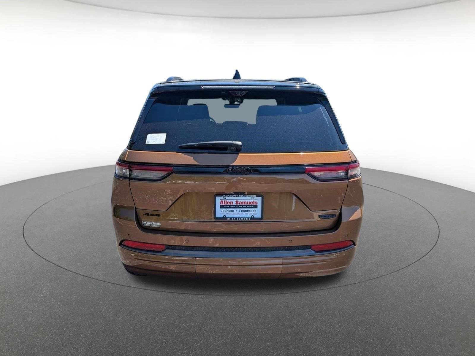 New 2026 Copper Shino Metallic Clear-Coat Exterior Paint Jeep Summit image 5