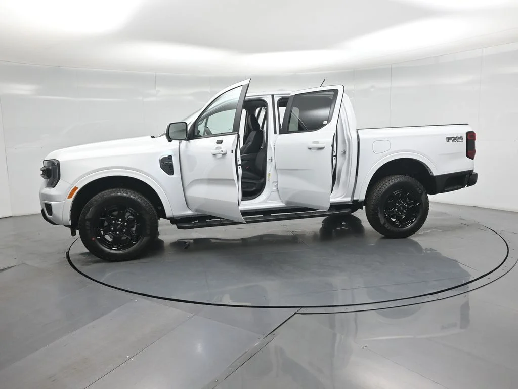 New 2026 Oxford White Ford Lariat image 33