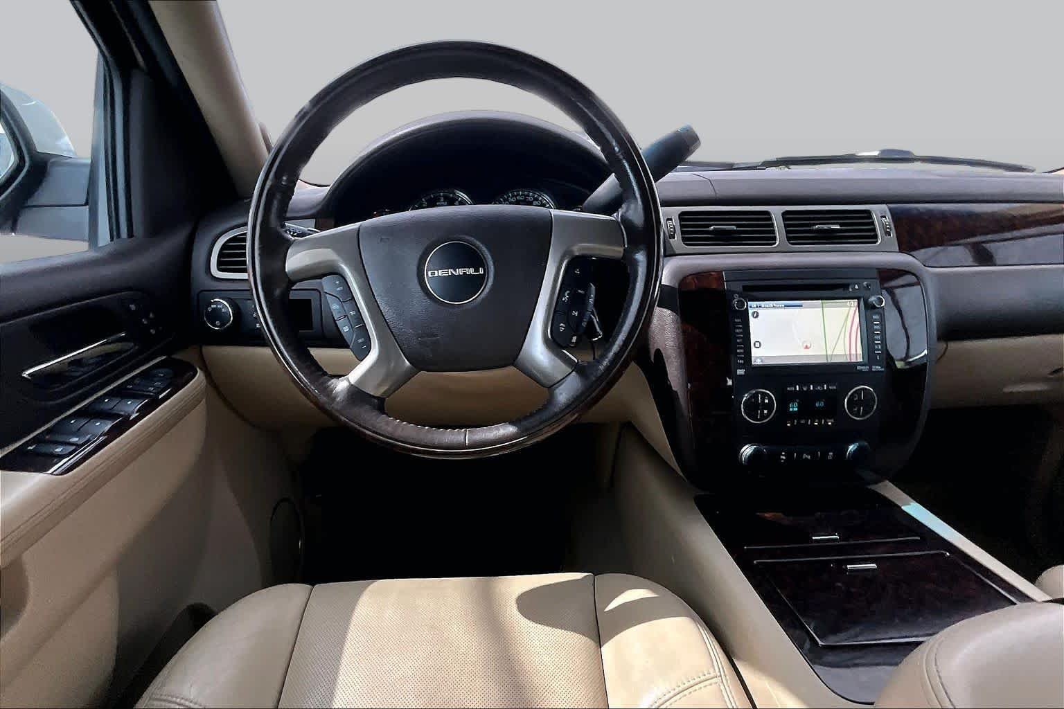 Used 2012 White Diamond Tricoat GMC Denali image 5