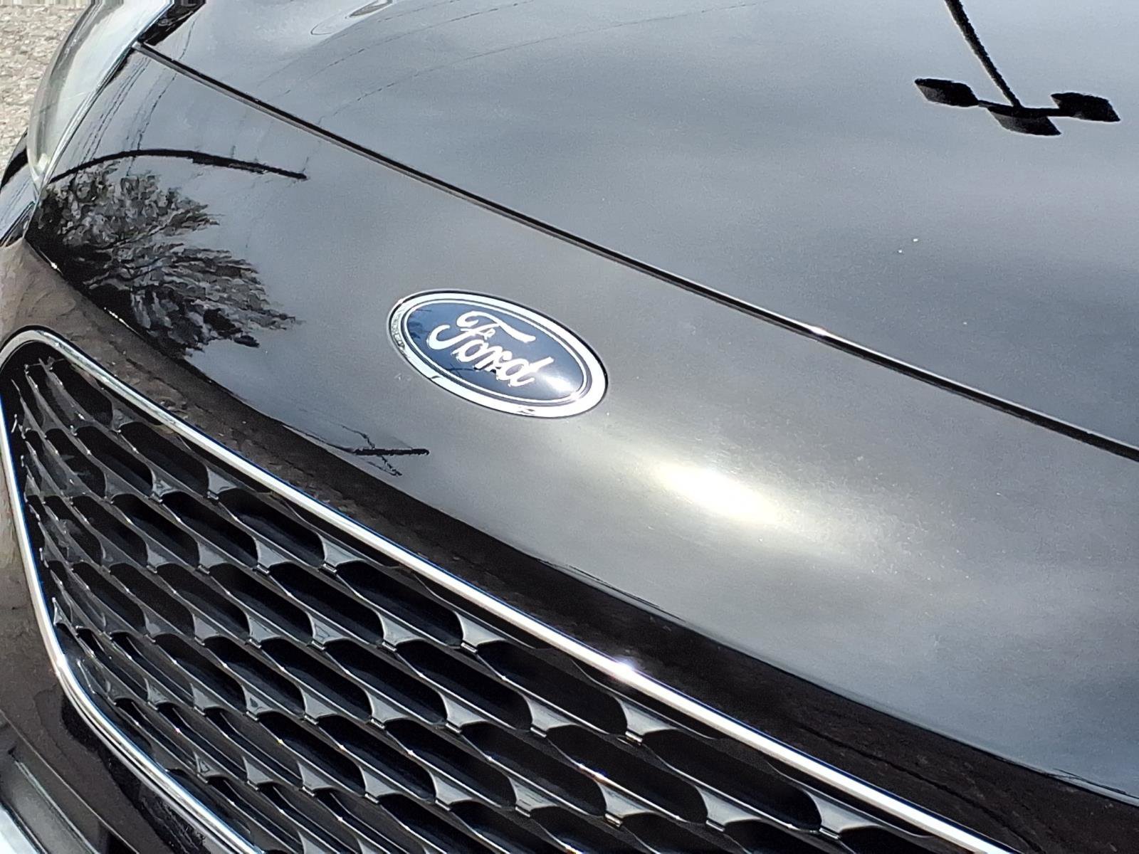 Certified Used 2021 Agate Black Metallic Ford SE image 31
