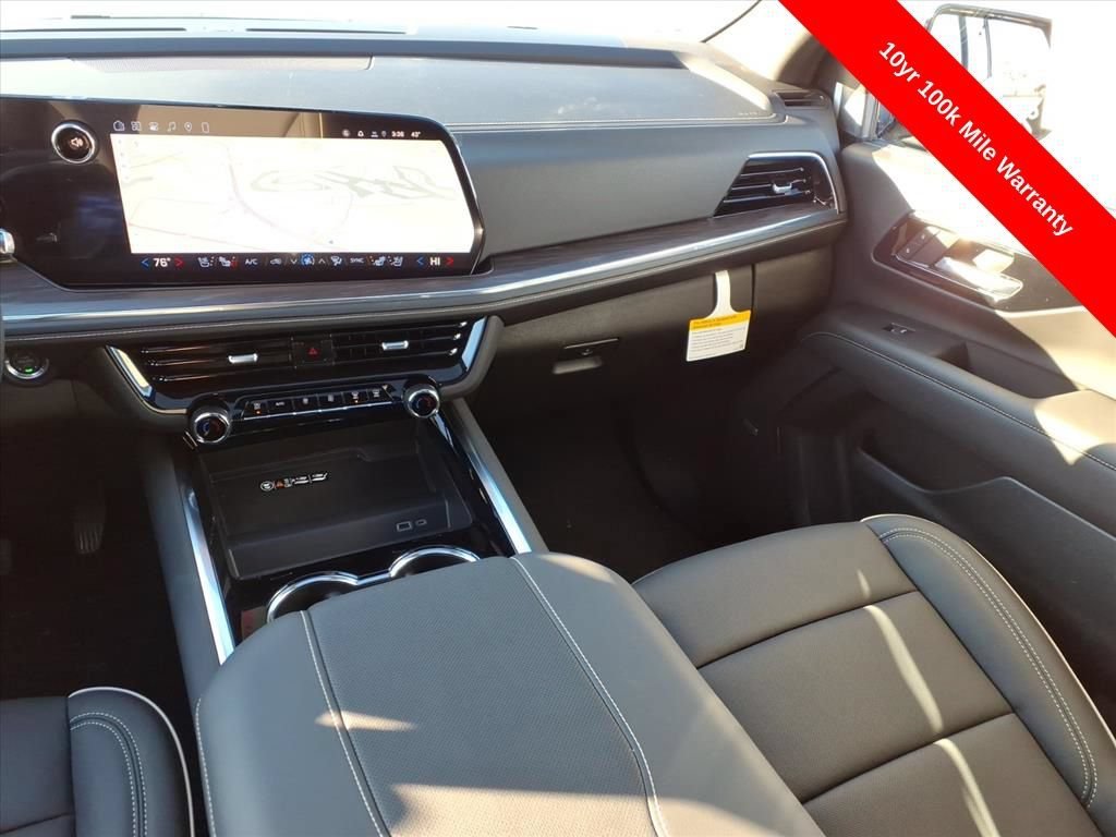 2026 Chevrolet Suburban Premier - Photo 15
