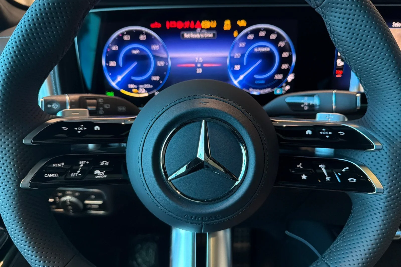 New 2027 Polar White Mercedes-Benz G 580 image 21