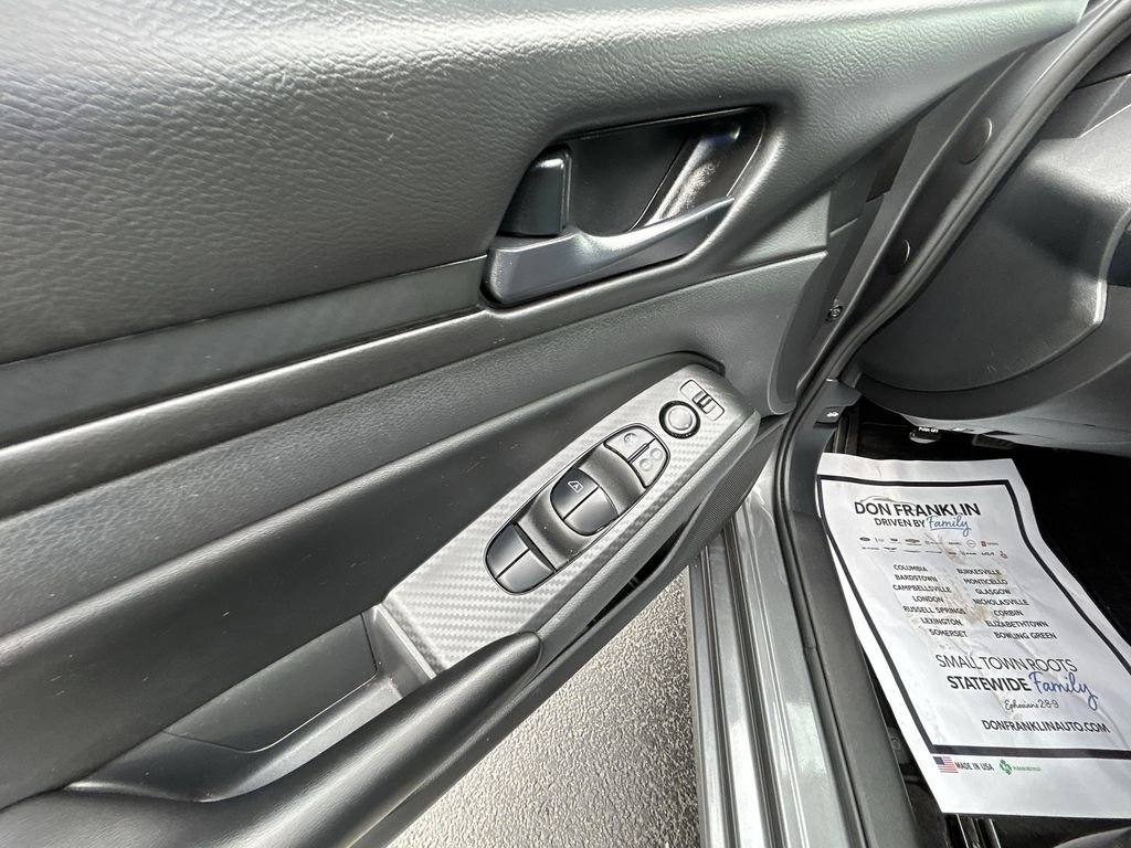 Used 2023 Gray Nissan 2.5 S image 19