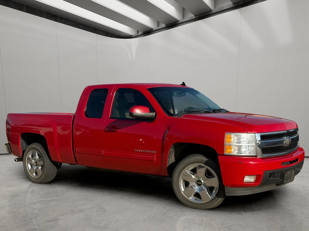 Used 2011 Victory Red Chevrolet LTZ image 8