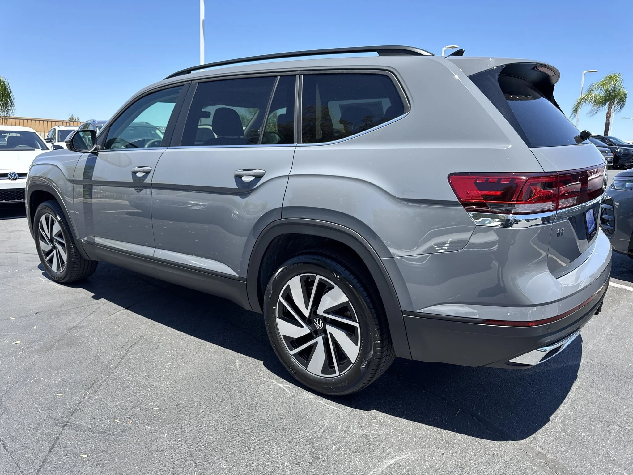 New 2026 Pure Gray Volkswagen 2.0T SE w/Technology image 5