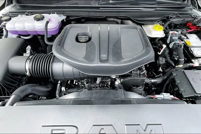 2025 RAM 1500 Laramie - Photo 12