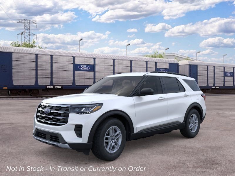 New 2026 Star White Metallic Tri-Coat Ford Active image 1