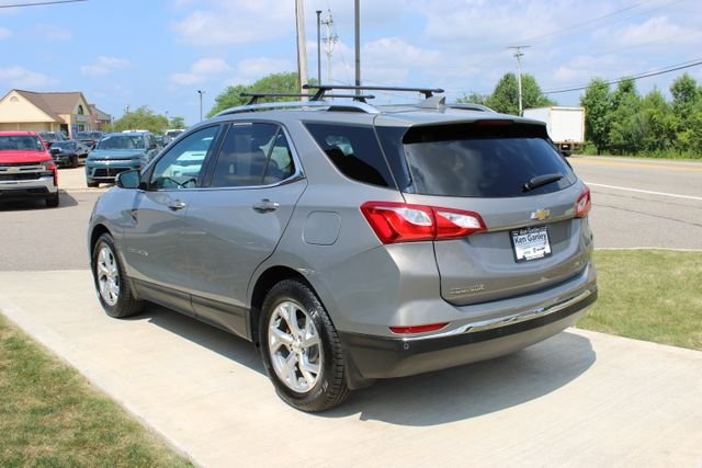 Used 2018 Gray Chevrolet Premier image 31