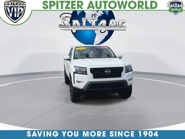 Used 2024 White Nissan SV image 3