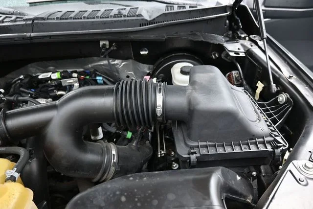 Used 2019 Gray Ford XL image 30