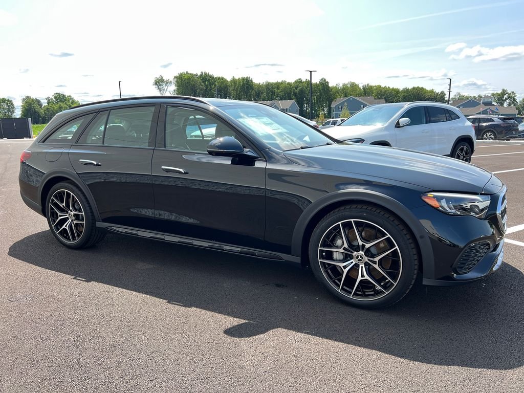 New 2026 Obsidian Black Metallic Mercedes-Benz E 450 image 2