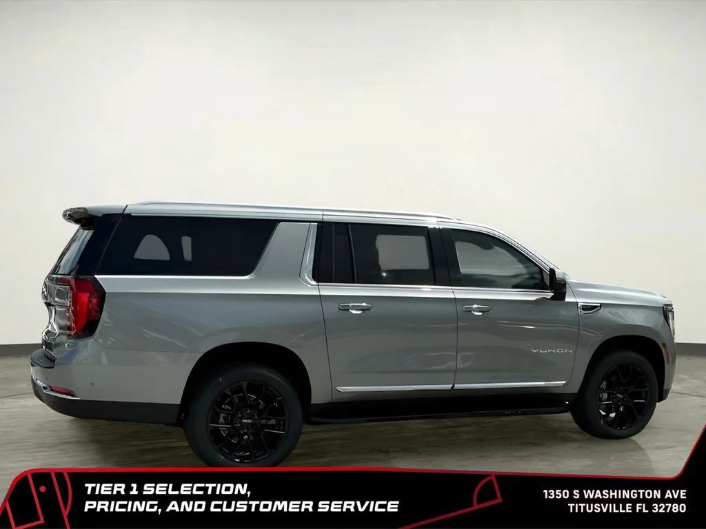 New 2026 Sterling Metallic GMC Elevation image 9