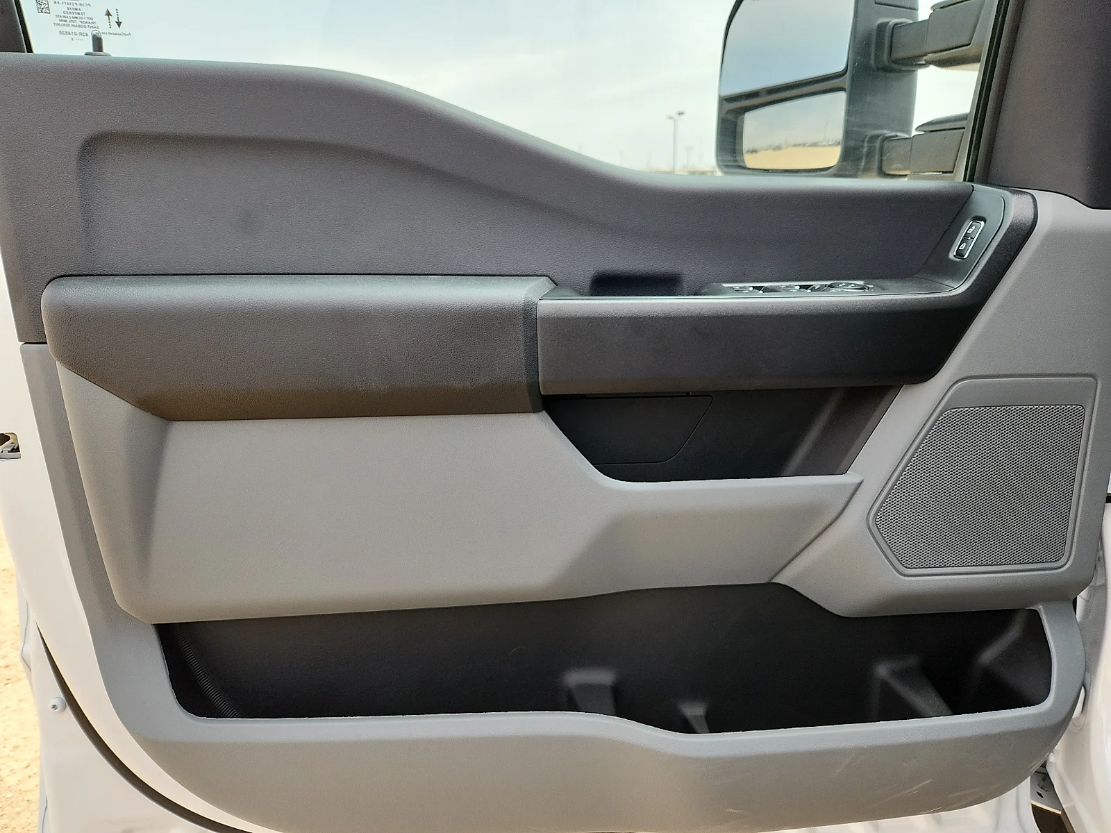 New 2026 Oxford White Ford F-450® XL image 14