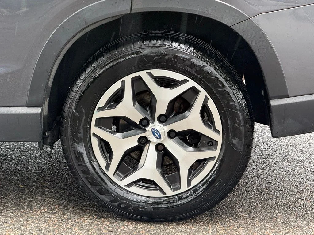 Used 2023 Gray Subaru Premium image 7