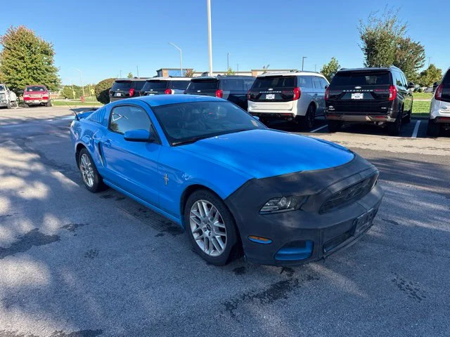 Used 2013 Grabber Blue Ford V6 Premium image 1