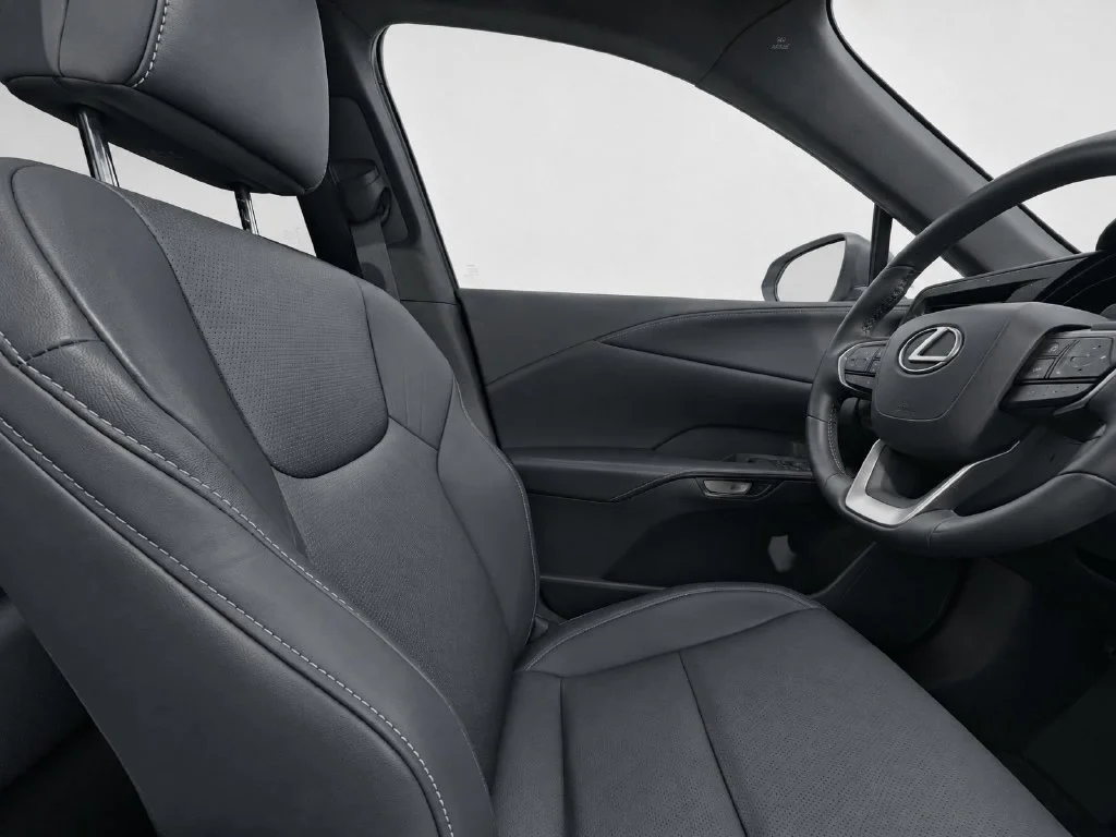 Used 2024 White Lexus 350 Premium Plus image 12