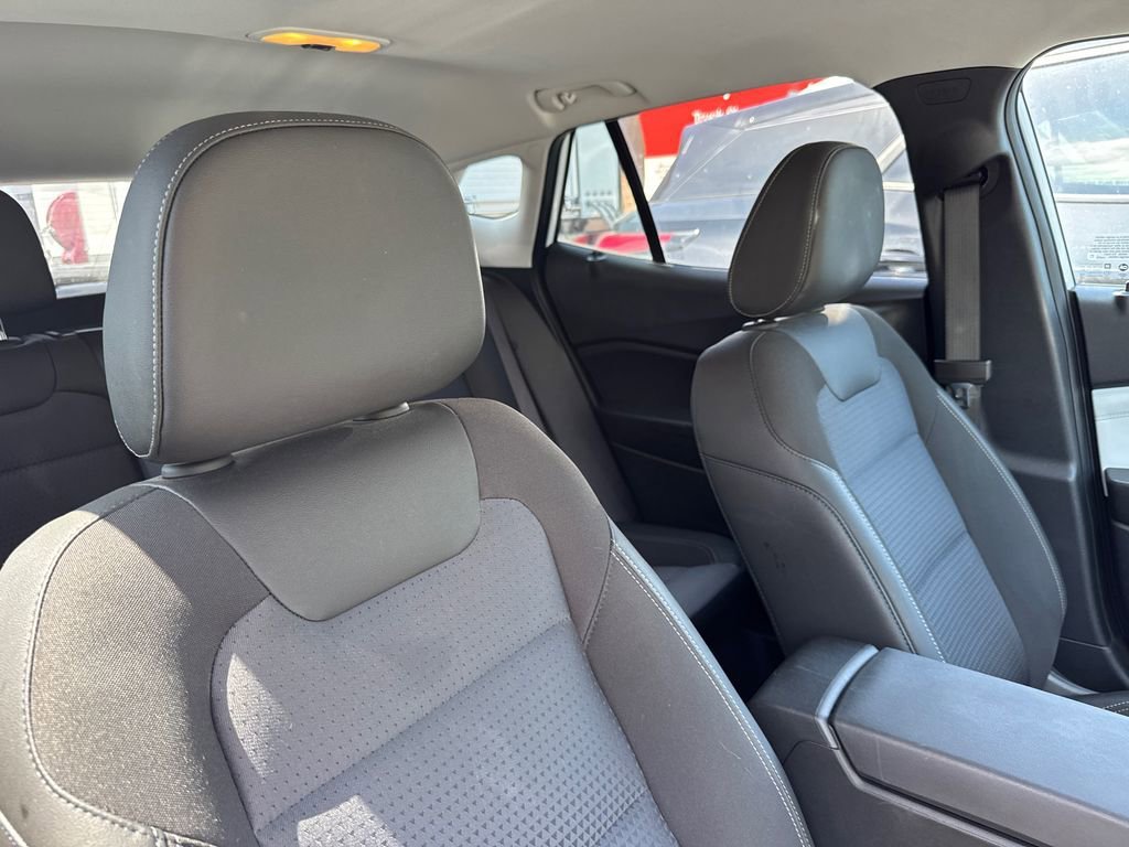 Used 2024 Summit White Chevrolet LT image 12
