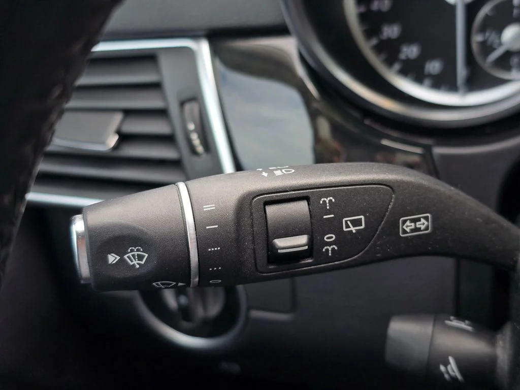 Used 2015  Mercedes-Benz ML 250 image 31