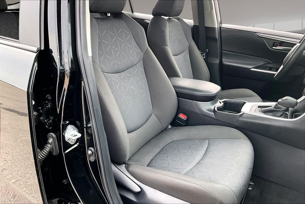 Used 2025 Black Toyota XLE image 7