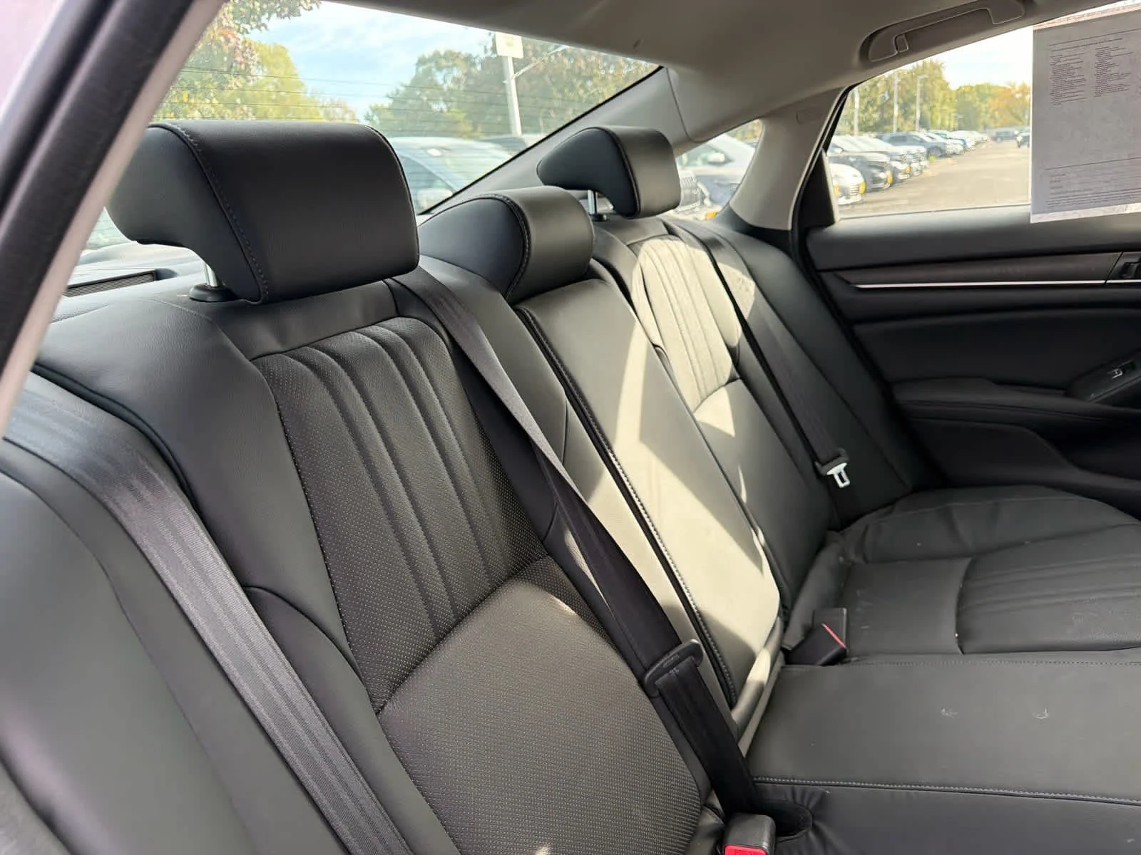 Certified Used 2018 Silver Honda EX-L 1.5T image 11