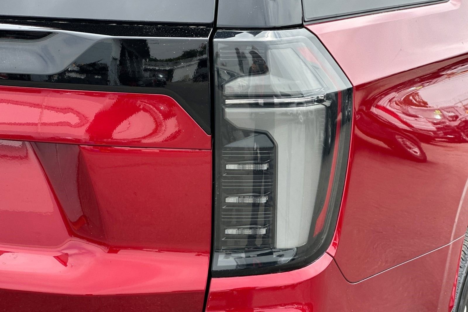 2025 Chevrolet Suburban High Country - Photo 34