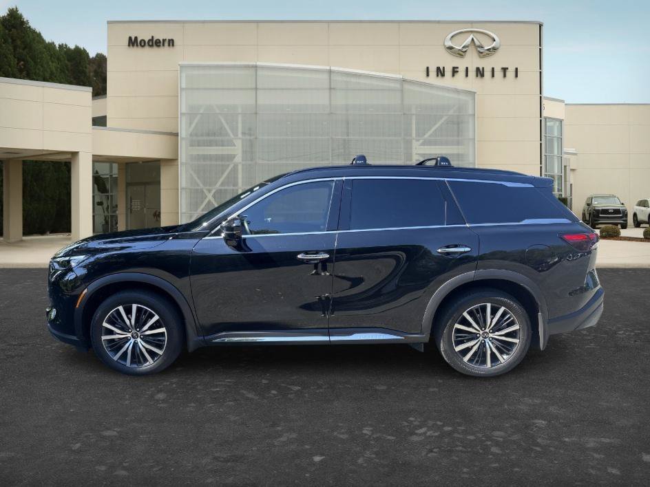 Certified Used 2025 Mineral Black INFINITI AUTOGRAPH image 6