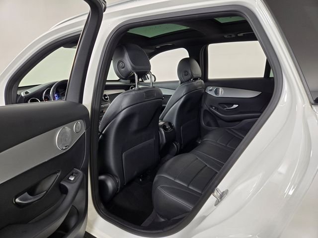 Used 2019 White Mercedes-Benz GLC 300 image 20