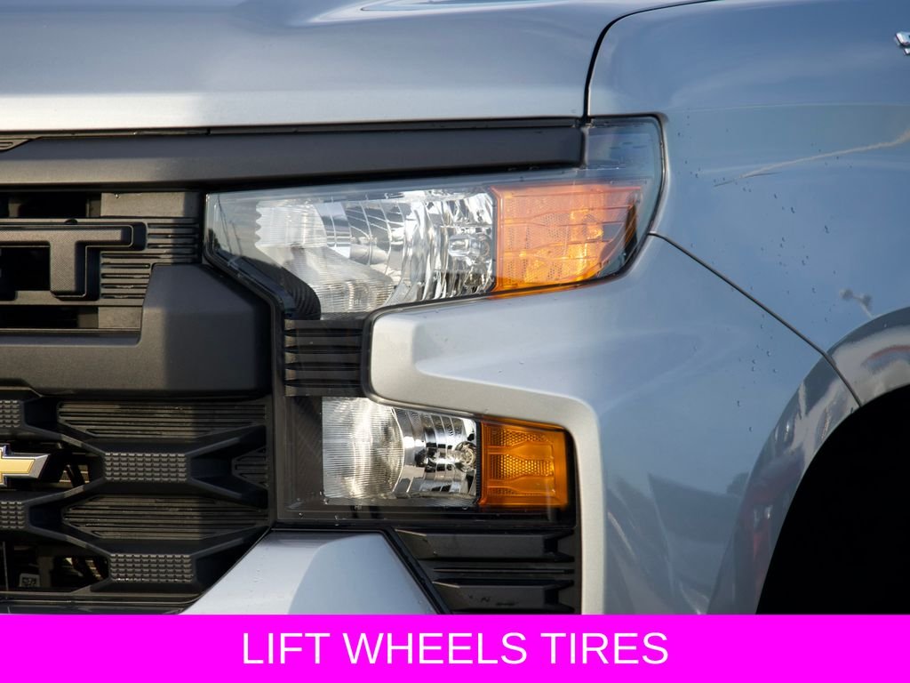 Used 2026 Gray Chevrolet Custom image 4