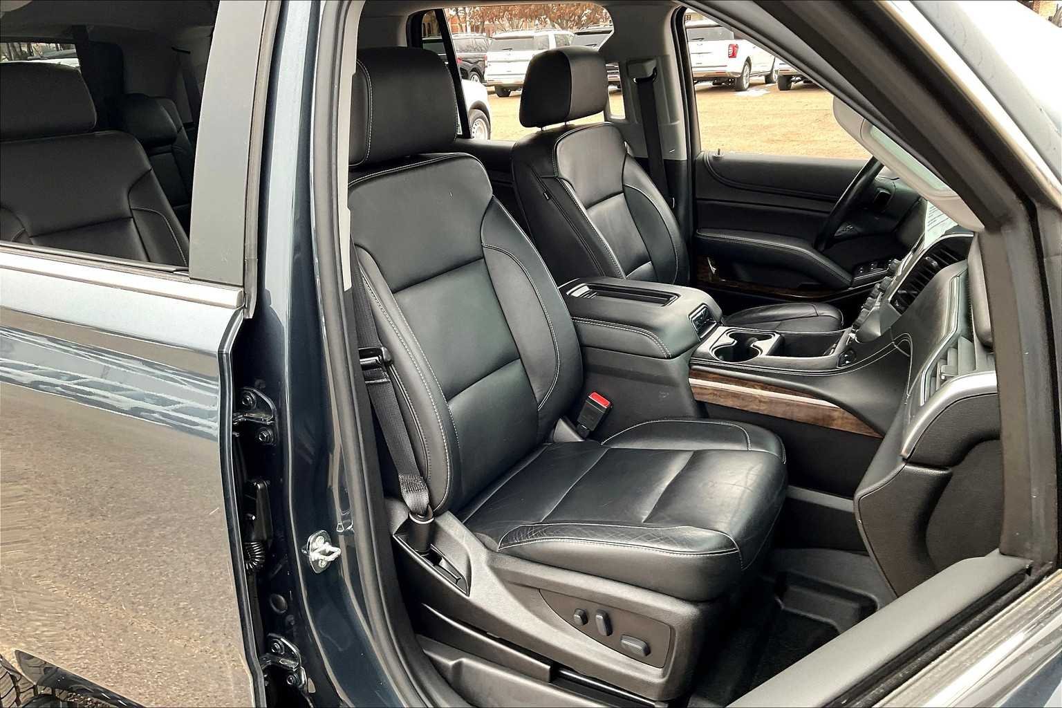 Used 2019 Shadow Gray Metallic Chevrolet LT image 9