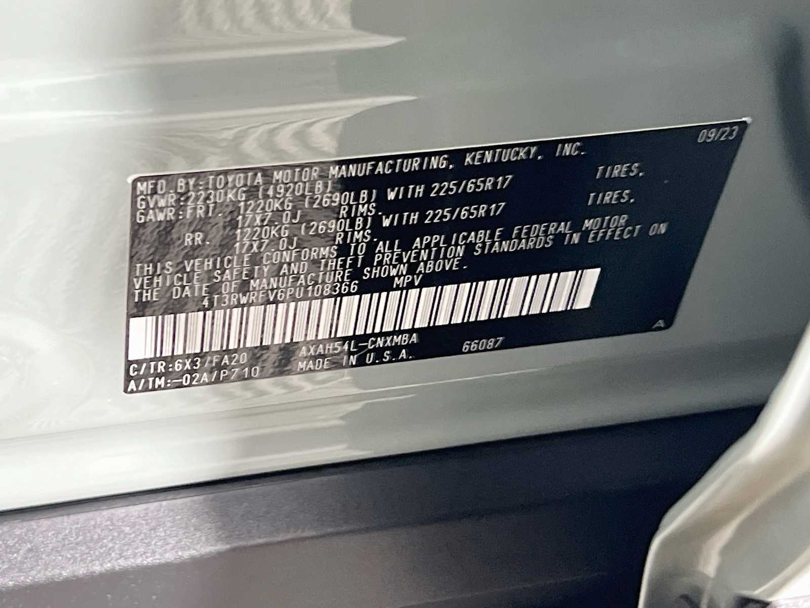 Used 2023 Lunar Rock Toyota Hybrid XLE image 33