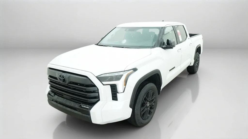 New 2026 Wind Chill Pearl Toyota Limited image 10