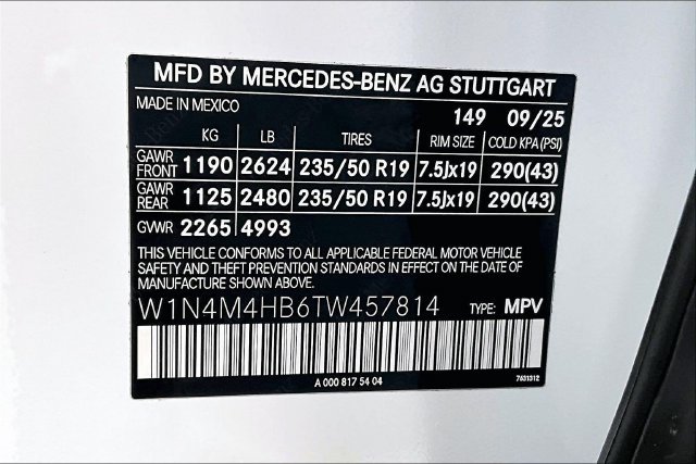 Used 2026 White Mercedes-Benz GLB 250 image 30