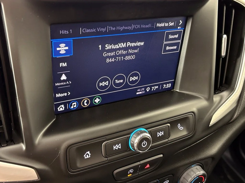 Used 2024 White GMC SLE image 31