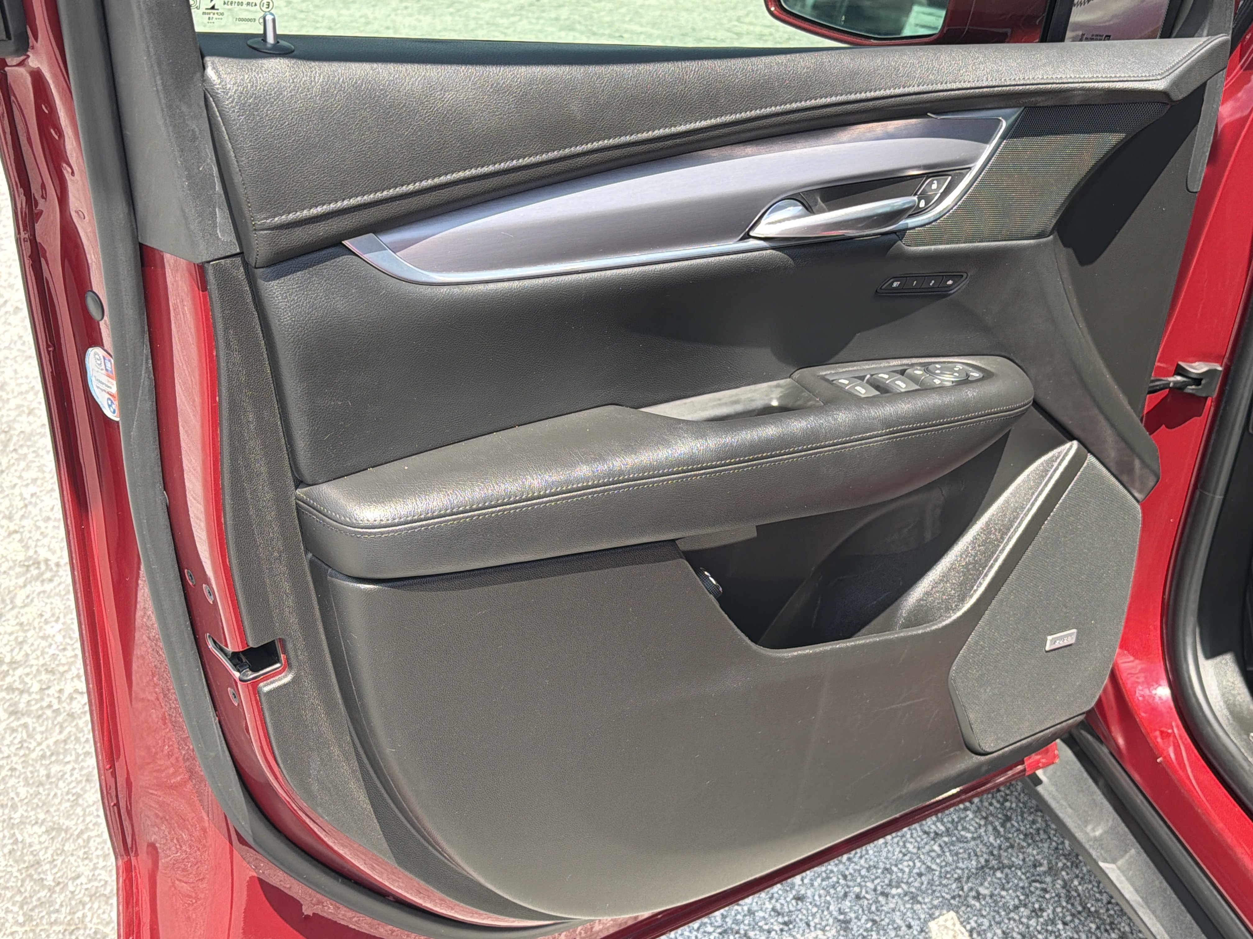 Used 2019 Red Horizon Tintcoat Cadillac Luxury FWD image 11