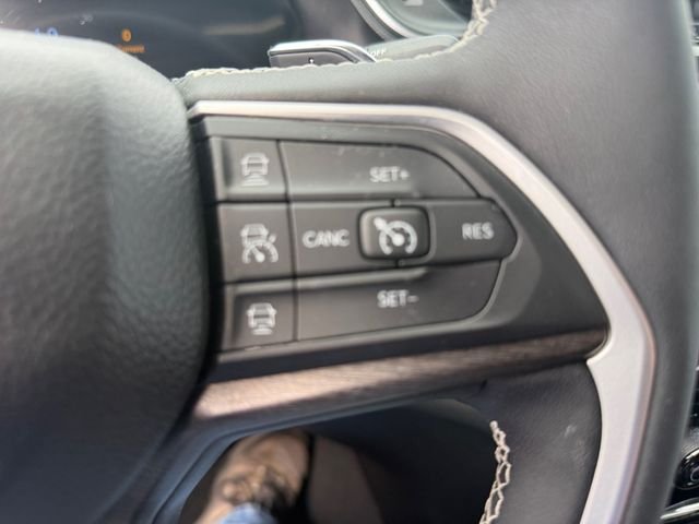 Used 2023 White Jeep Limited image 20