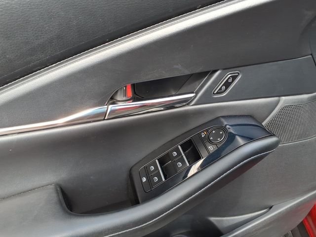 Used 2021 Red Mazda Preferred image 12