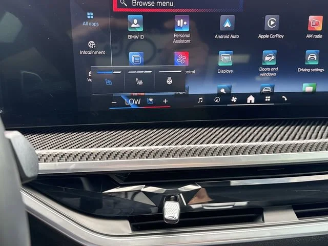 Used 2025 Black Sapphire Me BMW M60i image 27