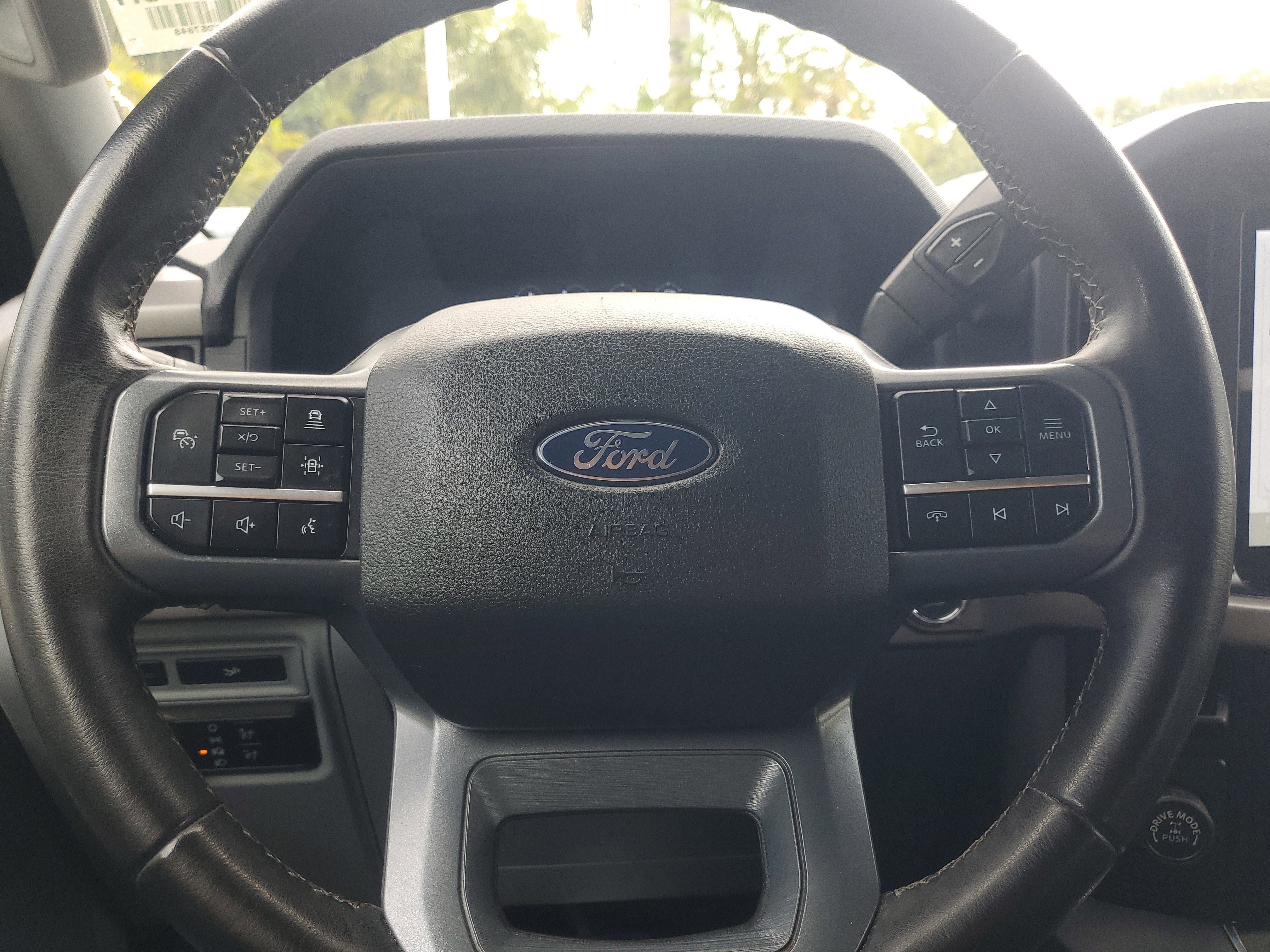Used 2024 Oxford White Ford XLT image 18