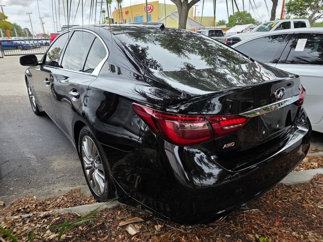 Used 2018 Black INFINITI 3.0t LUXE image 10