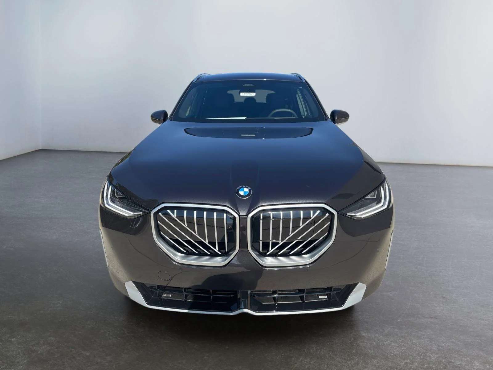 Used 2026 Dark Graphite Metallic BMW 30 xDrive image 10