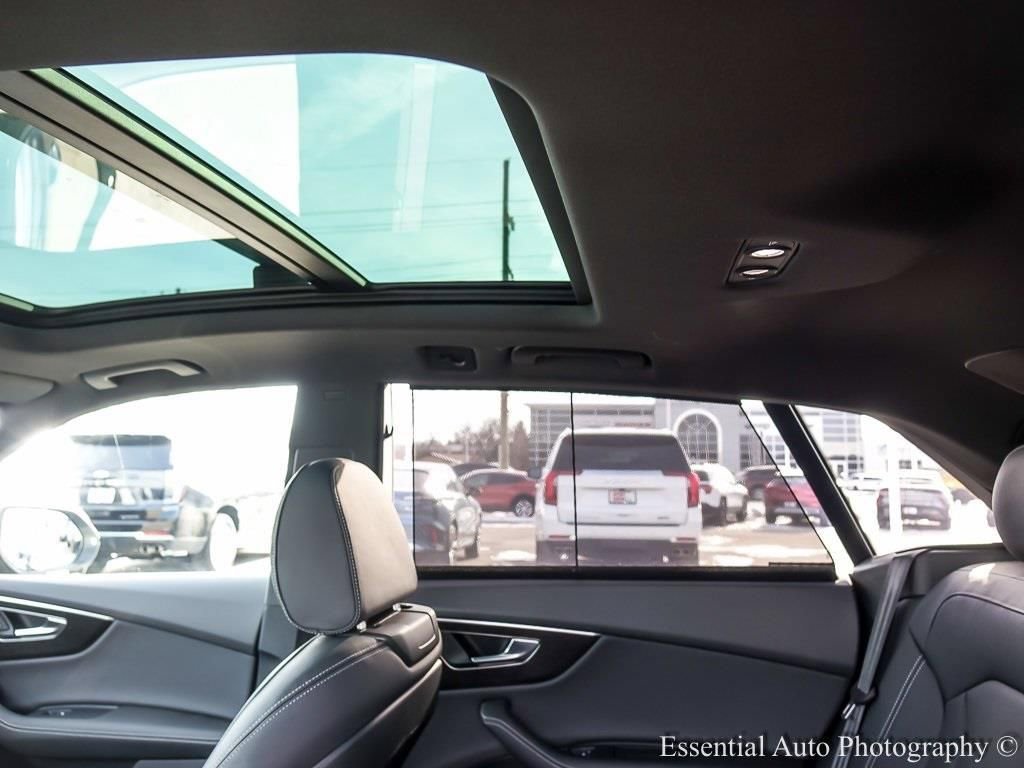 2024 AUDI Q8 - Image 11