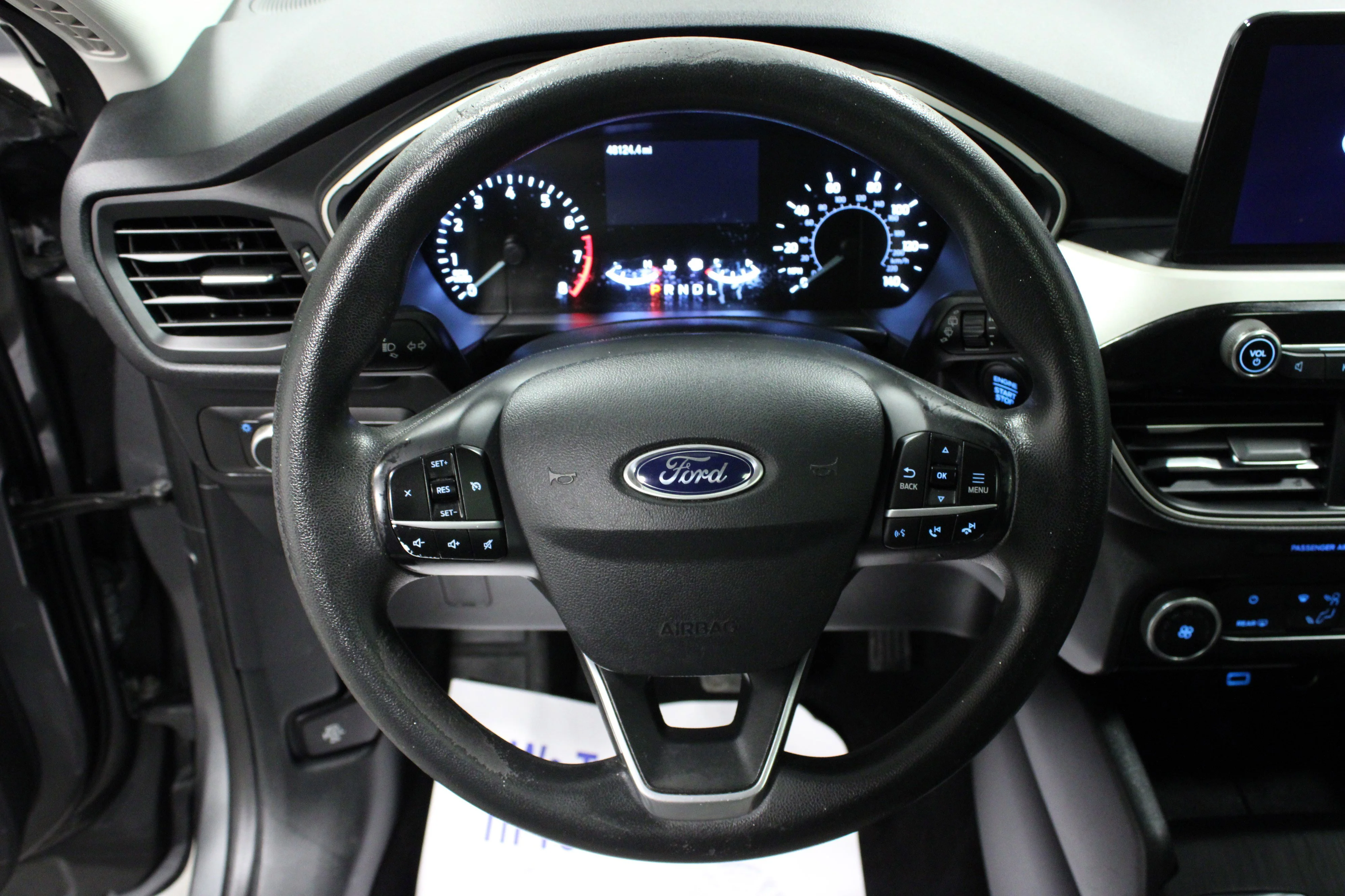 Used 2021 Gray Metallic Ford SE image 17