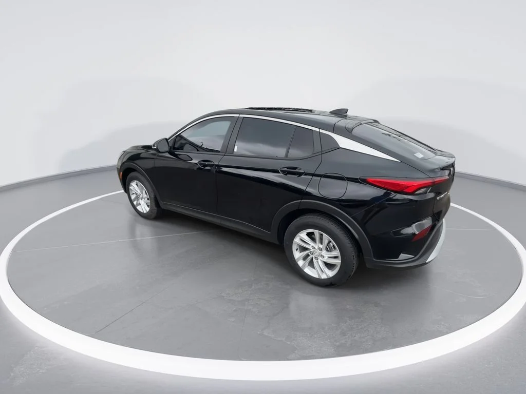 Used 2024 Black Buick Preferred image 6