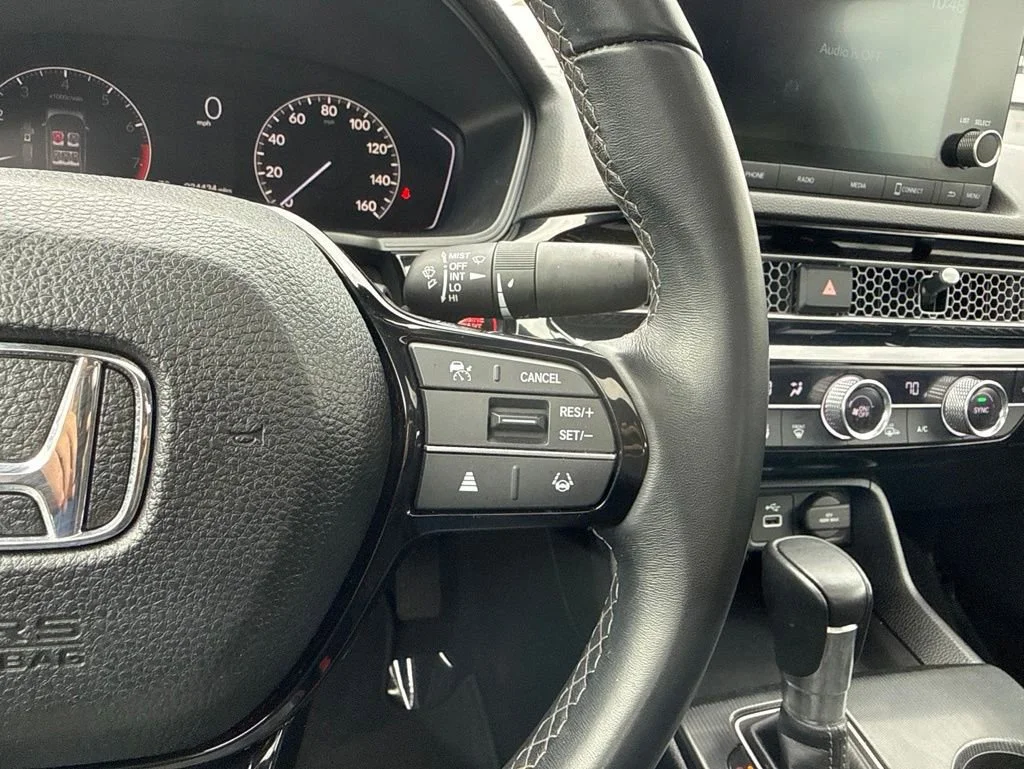 Used 2023  Honda EX image 16