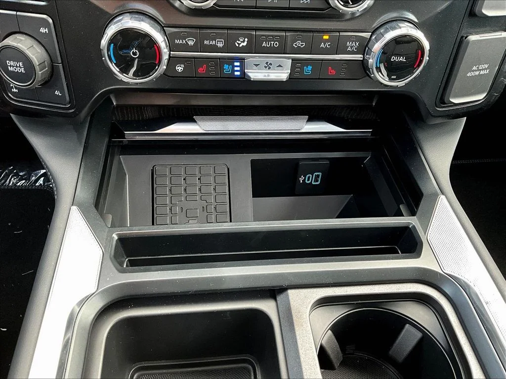 New 2025 Agate Black Metallic Ford F-250® Platinum® image 24