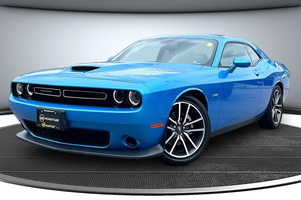 Used 2023 Blue Dodge R/T image 3