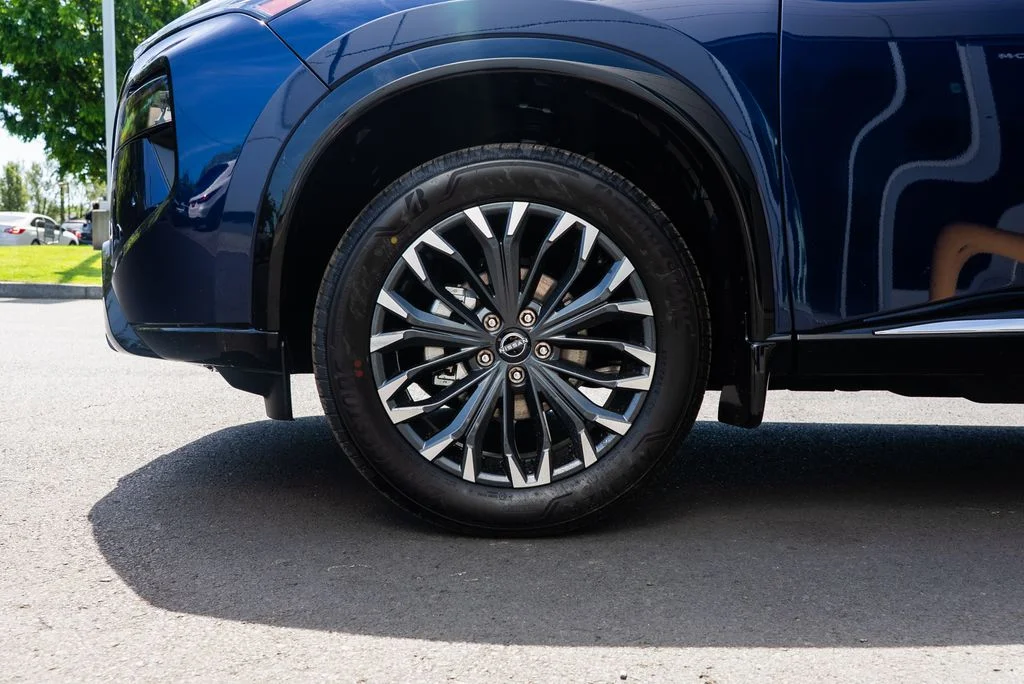 New 2026 Deep Ocean Blue Pearl Nissan Platinum image 7