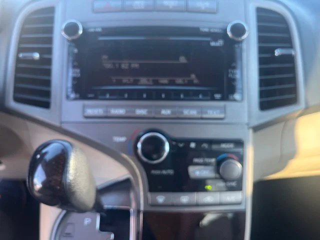 Used 2011 Blue Toyota Base image 12