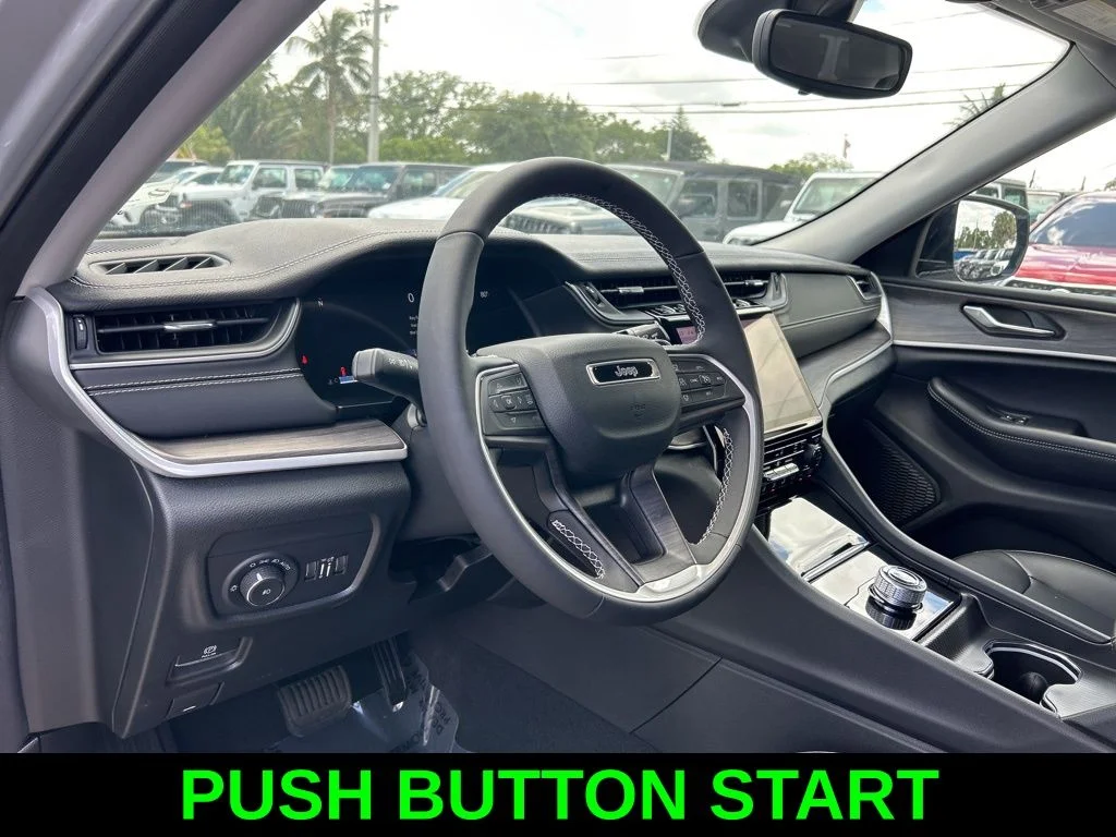 Used 2024 Silver Jeep Limited image 12
