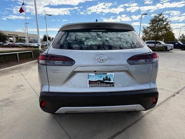 New 2026 Sonic Silver Toyota L image 7